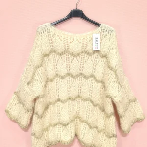 Pull ajouré à volants ondulés (x6)